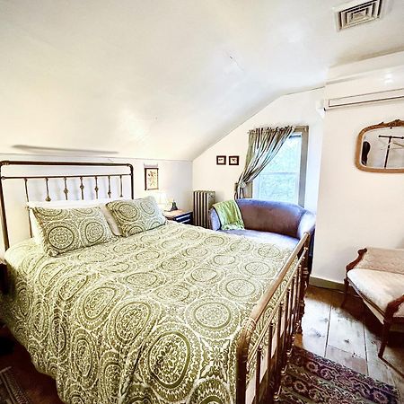 The Borland House Inn Montgomery Екстер'єр фото