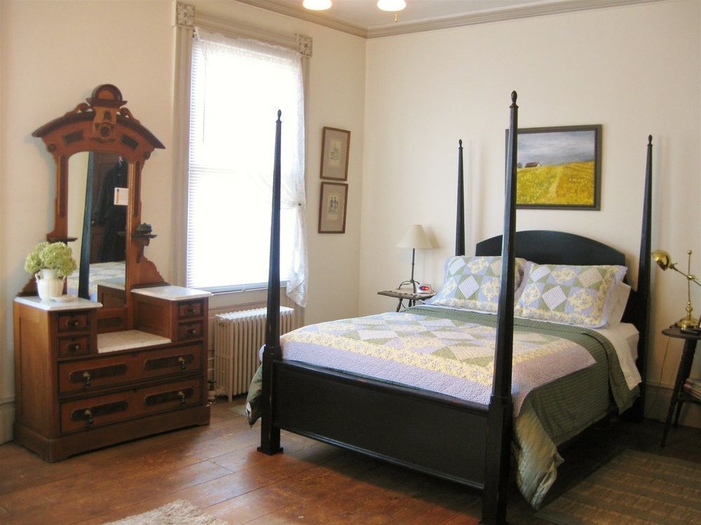 The Borland House Inn Montgomery Екстер'єр фото