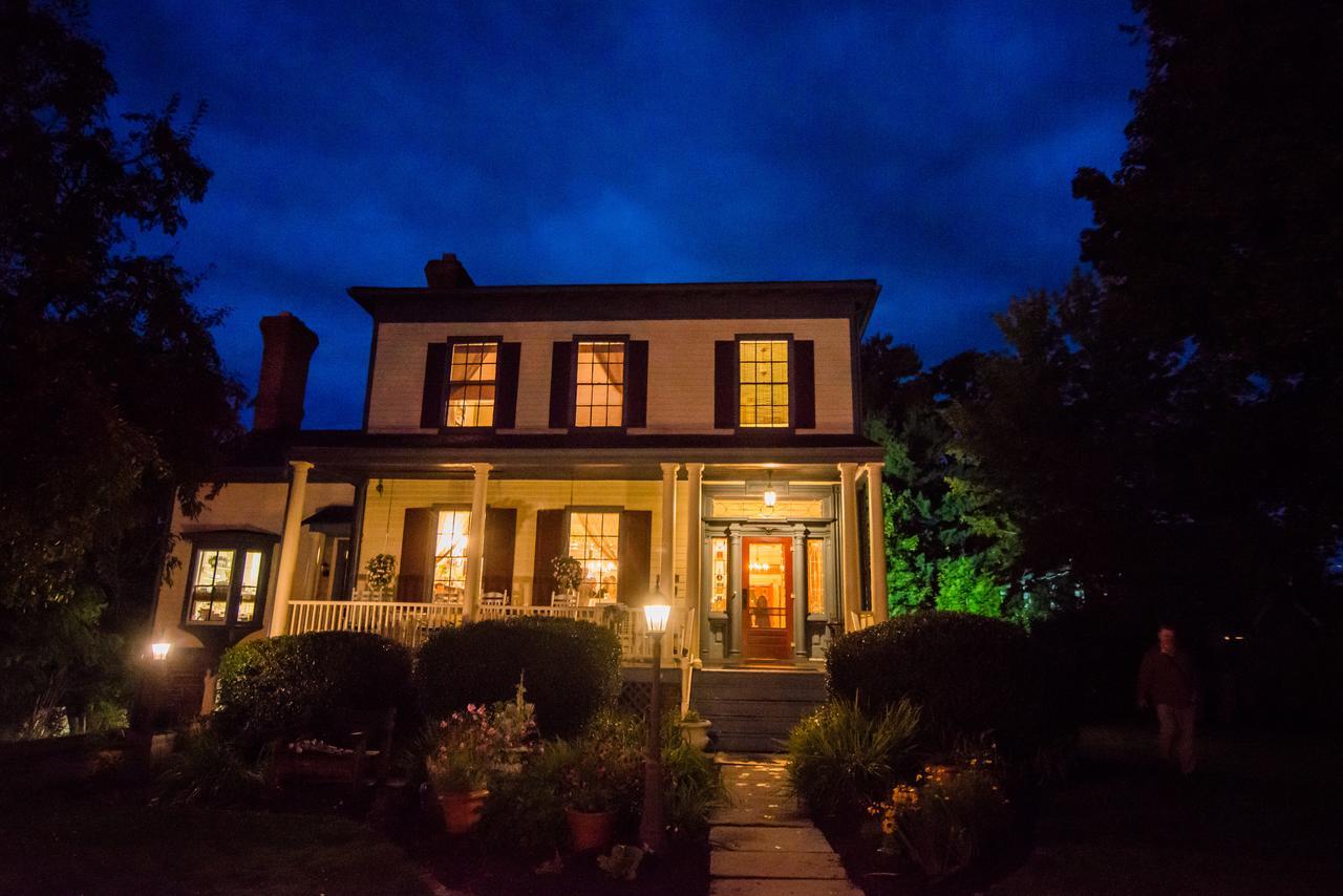 The Borland House Inn Montgomery Екстер'єр фото
